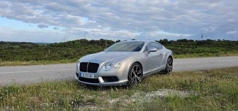 Cinzento Usado 2013 Bentley Continental GT Coupé | € 119.500 - Imagem 1/4