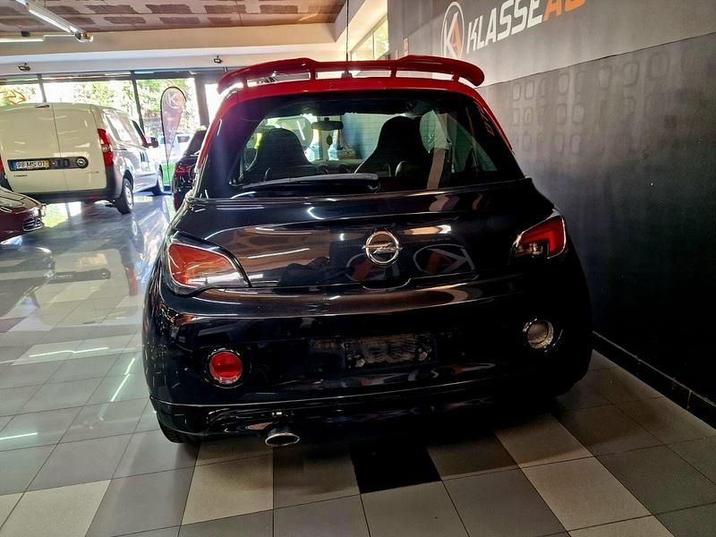 Usado Opel Adam Rocks S 150 HP (110 kW) 2015 Preto Citadino