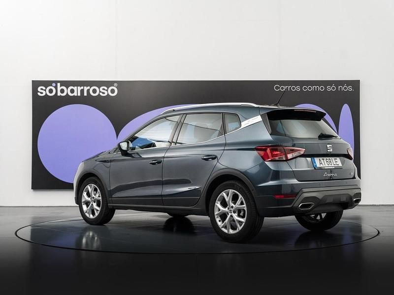 Usado Seat Arona FR 110 HP (80 kW) 2022 Cinza SUV