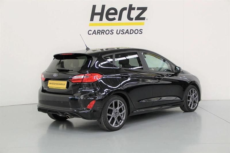 Usado Ford Fiesta ST-Line 100 HP (73 kW) 2022 Preto Citadino