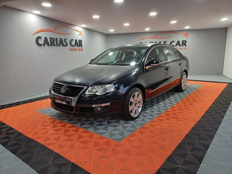 Preto Usado 2005 VW Passat Sedan | € 6.990 (Caro) - Imagem 1/4