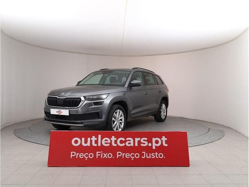 Cinzento escuro metalizado Usado 2022 Skoda Kodiaq Ambition SUV | € 21.950 (Super Preço) - Imagem 1/4