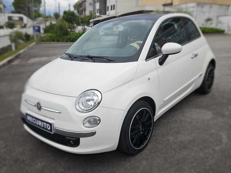 Branco Usado 2010 Fiat 500 Lounge Citadino | € 10.750 (Caro) - Imagem 1/4