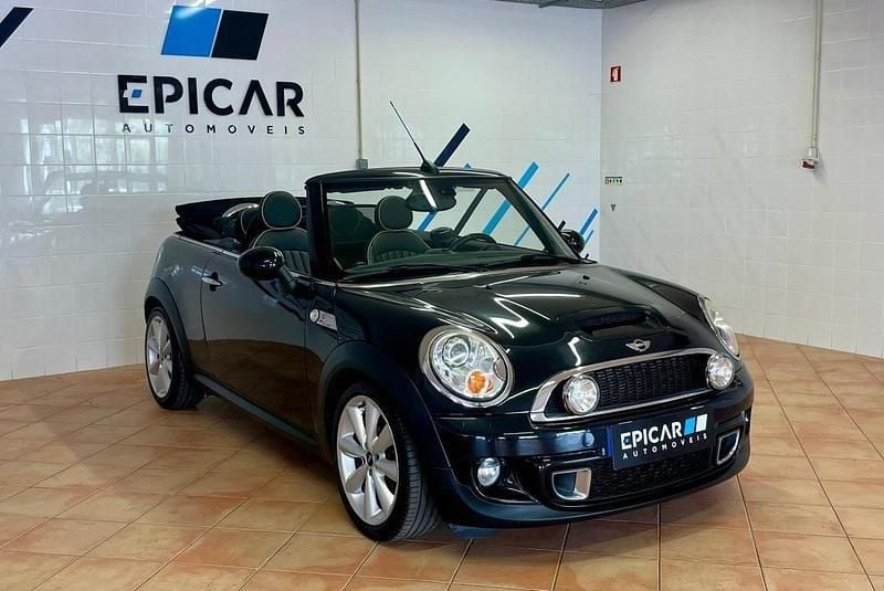 Usado Mini Cooper 184 HP (135 kW) 2014 Preto Citadino