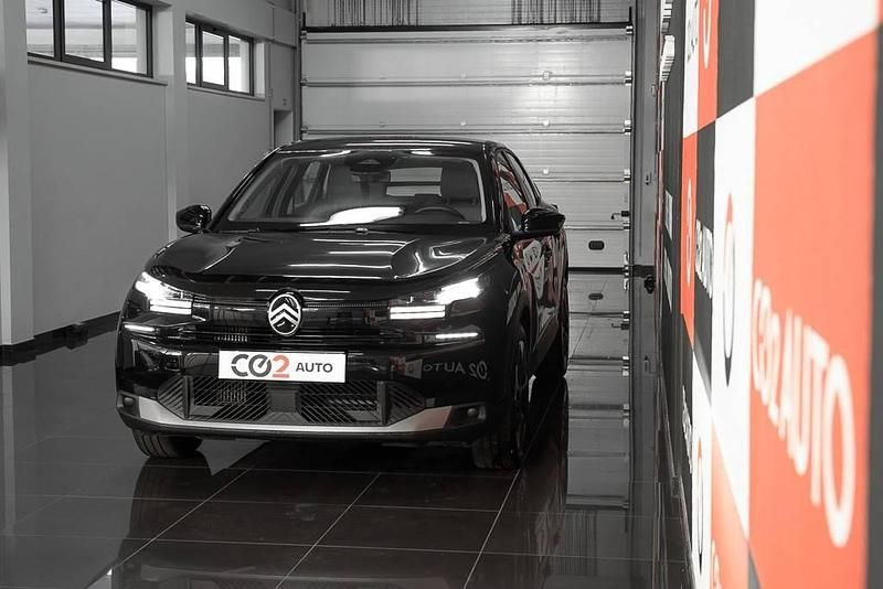 Usado Citroën C4 136 HP (100 kW) 2025 Preto SUV