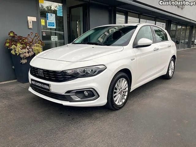 Branco Usado 2022 Fiat Tipo Sedan | € 11.990 (Bom preço) - Imagem 1/1