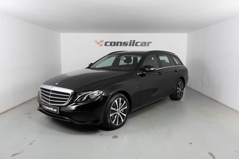 Preto Usado 2019 Mercedes E300 Avantgarde Carrinha | € 25.980 (Super Preço) - Imagem 1/4