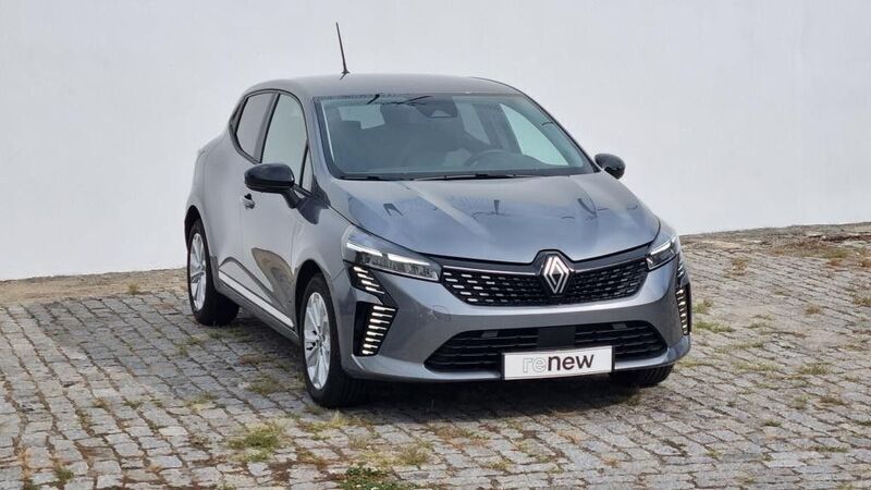 Cinza Usado 2024 Renault Clio V Evolution | € 18.200 (Preço justo) - Imagem 1/4