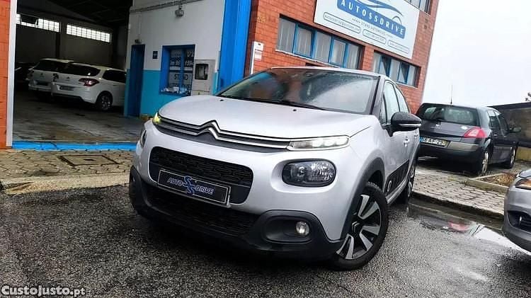 Outra Usado 2018 Citroën C3 Feel Citadino | € 9.800 (Preço justo) - Imagem 1/1