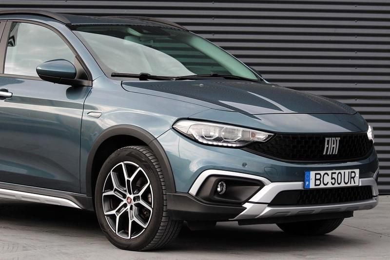 Usado Fiat Tipo Cross 101 HP (74 kW) 2023 Azul Carrinha