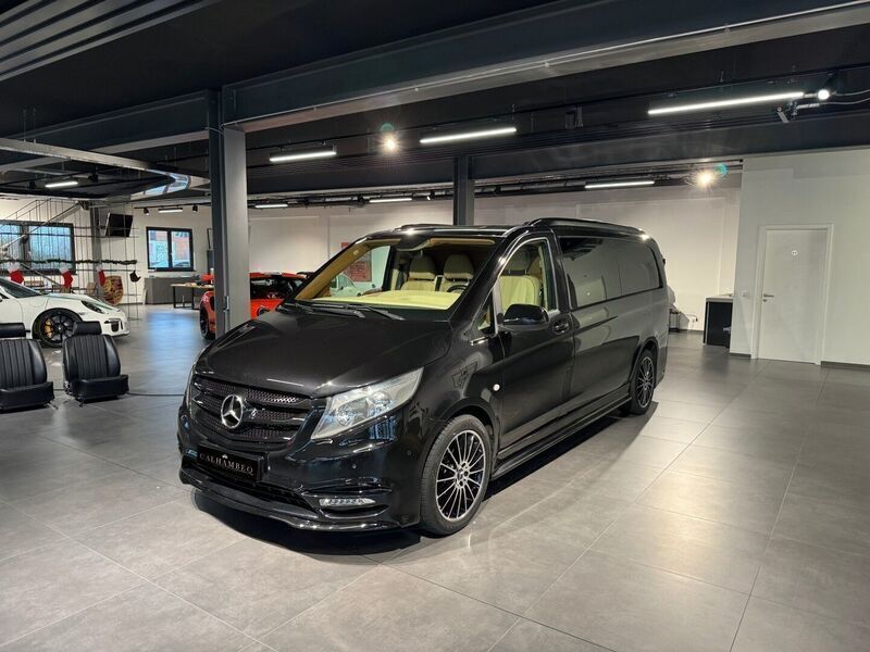 Preto Usado 2015 Mercedes Vito Monovolume | € 49.990 - Imagem 1/4