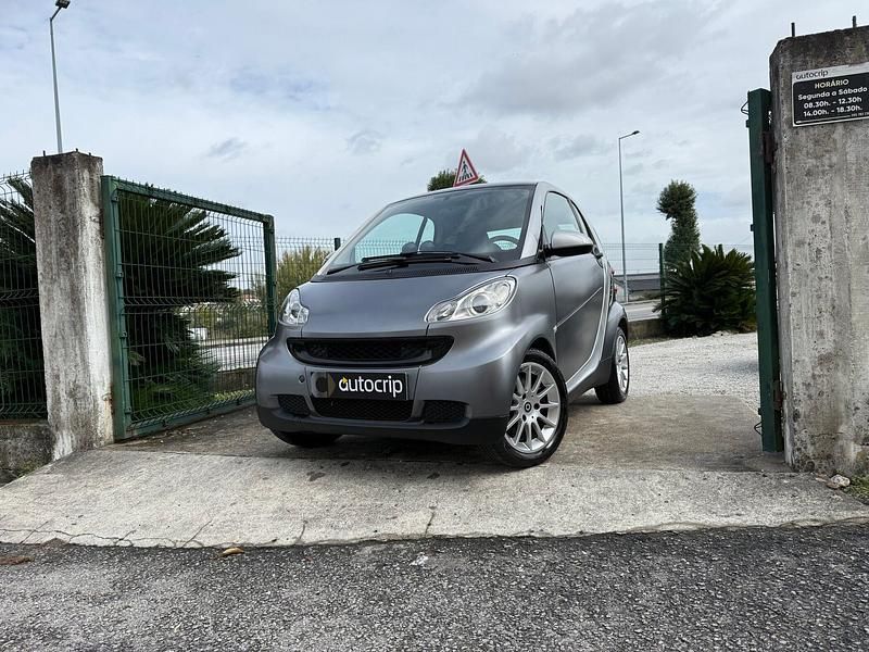 Cinza Usado 2011 Smart ForTwo Coupé Passion Coupé | € 6.530 (Preço justo) - Imagem 1/4