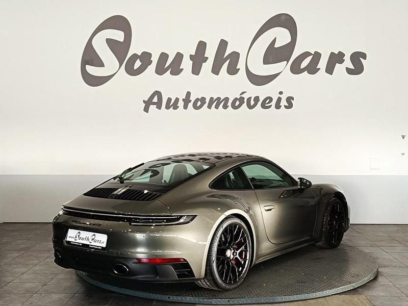 Usado Porsche 911 480 HP (353 kW) 2022 Verde