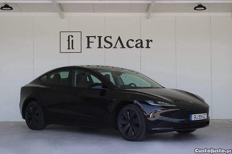 Preto Usado 2025 Tesla Model 3 Sedan | € 45.900 - Imagem 1/1