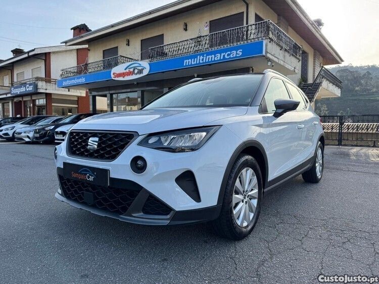 Branco Usado 2022 Seat Arona Style SUV | € 17.450 (Bom preço) - Imagem 1/1