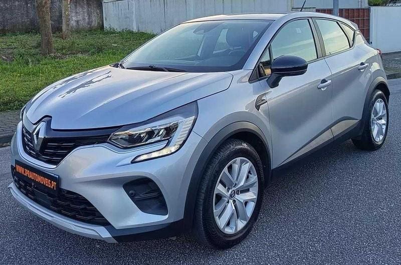 Usado Renault Captur Evolution 145 HP (106 kW) 2022 Cinza SUV