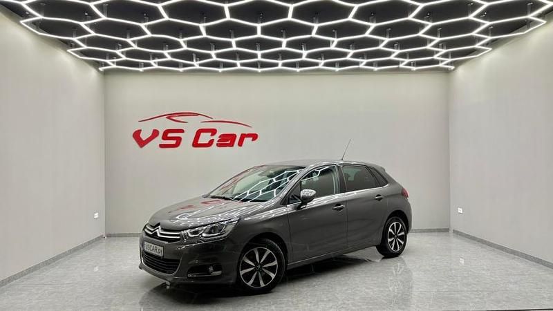Cinzento Usado 2018 Citroën C4 | € 14.250 (Preço elevado) - Imagem 1/4