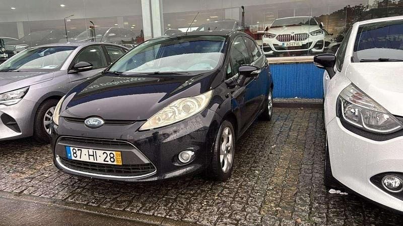 Preto Usado 2009 Ford Fiesta Titanium Citadino | € 5.980 (Bom preço) - Imagem 1/4