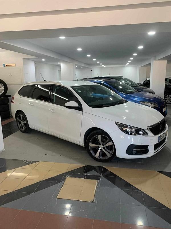 Branco Usado 2018 Peugeot 308 Carrinha | € 13.900 (Preço elevado) - Imagem 1/4