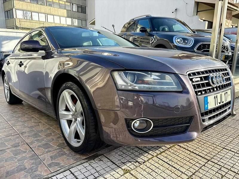 Cinzento Usado 2010 Audi A5 Sportback Citadino | € 12.950 - Imagem 1/4