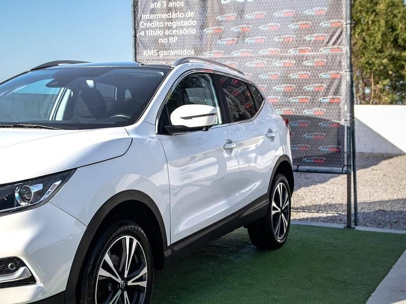 Usado Nissan Qashqai N-Connecta 115 HP (84 kW) 2020 Branco SUV