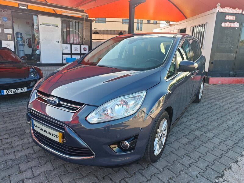 Cinza Usado 2014 Ford C-MAX Titanium Monovolume | € 11.900 - Imagem 1/4