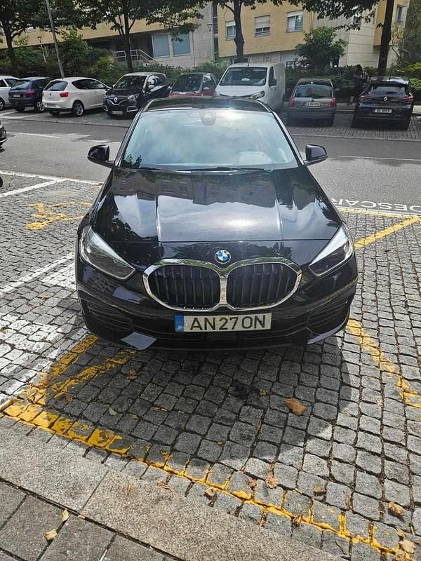 Preto Usado 2022 BMW 116 Citadino | € 21.000 (Super Preço) - Imagem 1/4