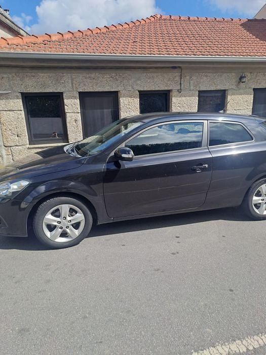 Usado 2010 Kia Ceed 2 | € 5.100 - Imagem 1/4