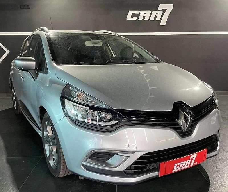 Cinza Usado 2017 Renault Clio IV GT-Line Carrinha | € 11.750 (Caro) - Imagem 1/4