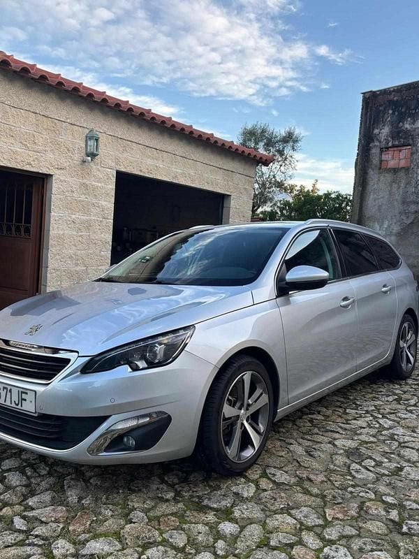 Usado Peugeot 308 120 HP (88 kW) 2017 Cinzento Carrinha