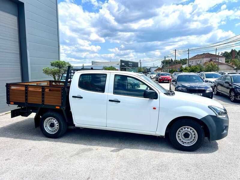 Usado Isuzu D-Max 164 HP (120 kW) 2019 Branco Pickup