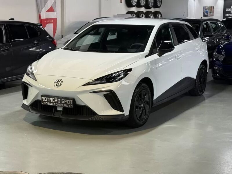 Branco Usado 2023 MG MG4 EV Citadino | € 19.990 - Imagem 1/4