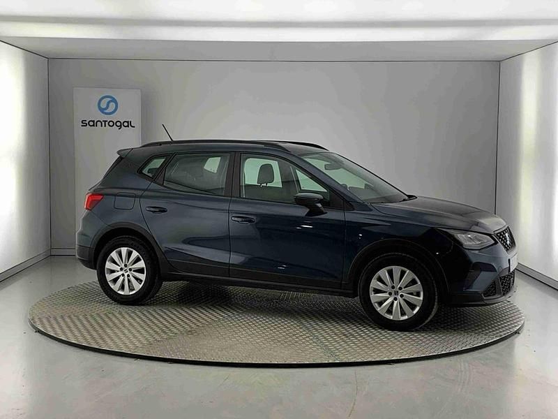 Cinzento Usado 2024 Seat Arona Style SUV | € 19.700 (Bom preço) - Imagem 1/4