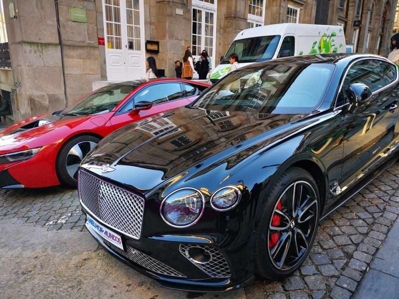 Usado Bentley Continental 550 HP (404 kW) 2020 Preto Sedan