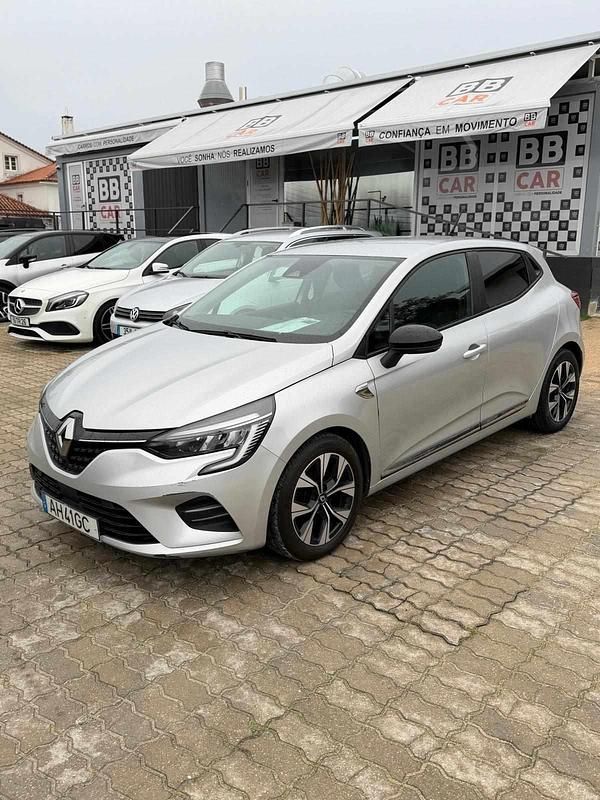 Usado Renault Clio V 90 HP (66 kW) 2021 Cinzento
