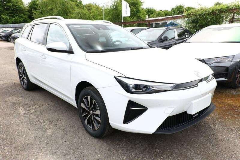 Cinzento Novo 2025 MG MG5 EV Carrinha | € 24.990 - Imagem 1/4