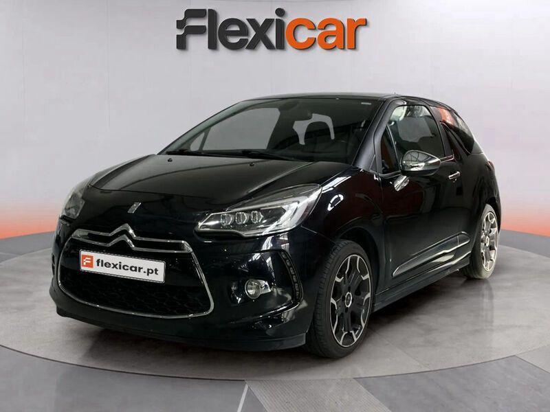 Preto Usado 2016 DS Automobiles DS3 So Chic Citadino | € 10.480 (Preço justo) - Imagem 1/4