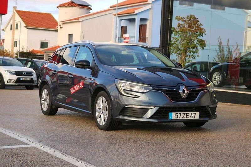 Usado Renault Mégane IV 115 HP (84 kW) 2019 Cinzento Carrinha