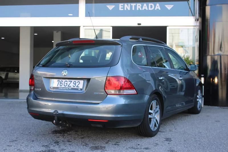 Usado VW Golf V 105 HP (77 kW) 2008 Cinza escuro Carrinha