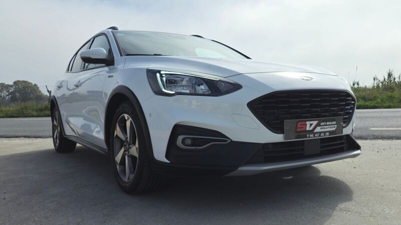 Branco Usado 2020 Ford Focus Active Carrinha | € 17.680 - Imagem 1/4