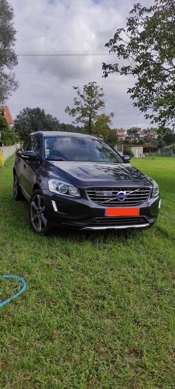 Cinzento Usado 2014 Volvo XC60 SUV | € 19.500 (Super Preço) - Imagem 1/4