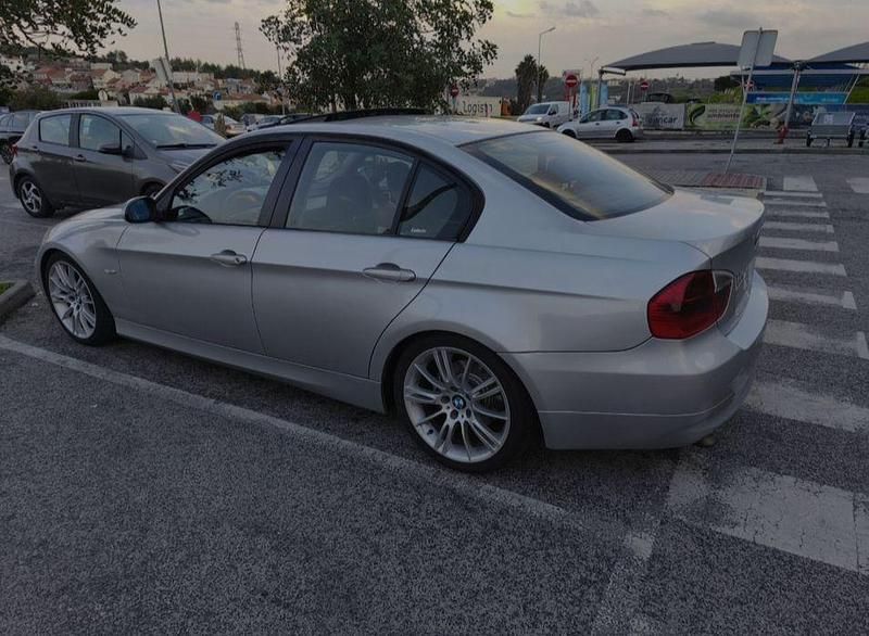 Usado 2007 BMW 320 Sedan | € 10.600 (Preço justo) - Imagem 1/4