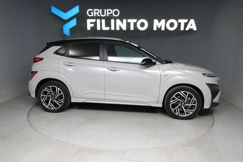 Cinza Usado 2023 Hyundai Kauai N Line SUV | € 21.490 (Preço justo) - Imagem 1/4