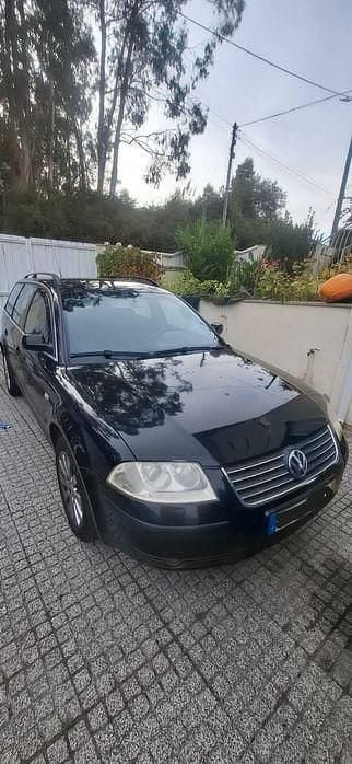 Usado 2003 VW Passat Sedan | € 3.850 (Preço justo) - Imagem 1/4