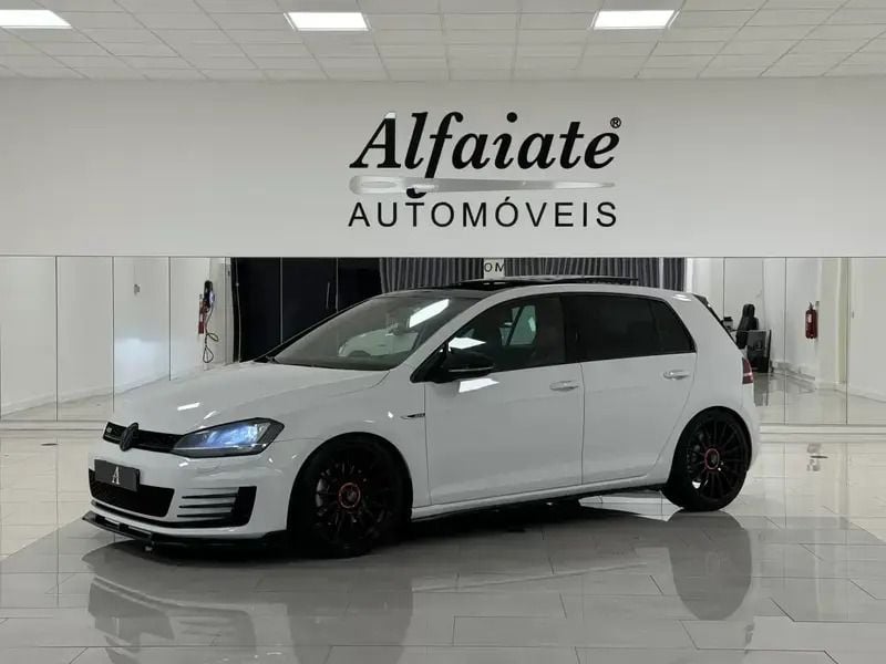 Branco Usado 2013 VW Golf VII GTD | € 19.890 (Preço elevado) - Imagem 1/4