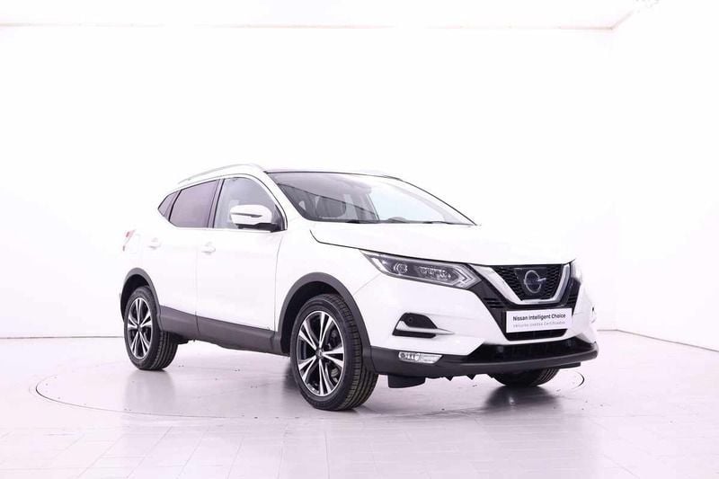Branco Usado 2017 Nissan Qashqai SUV | € 18.450 (Preço justo) - Imagem 1/4
