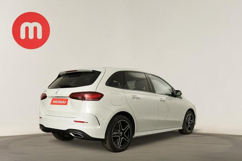 Usado Mercedes B250e 218 HP (160 kW) 2024 Monovolume