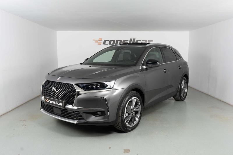 Usado DS Automobiles DS7 Crossback Rivoli 225 HP (165 kW) 2021 Cinza SUV