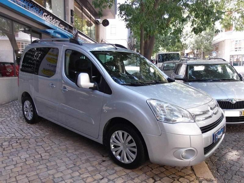 Antracite Usado 2011 Citroën Berlingo Monovolume | € 11.300 (Preço elevado) - Imagem 1/4