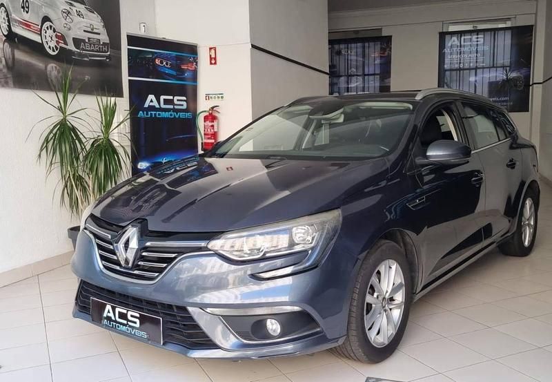Cinzento Usado 2018 Renault Mégane IV Carrinha | € 13.900 (Preço justo) - Imagem 1/4